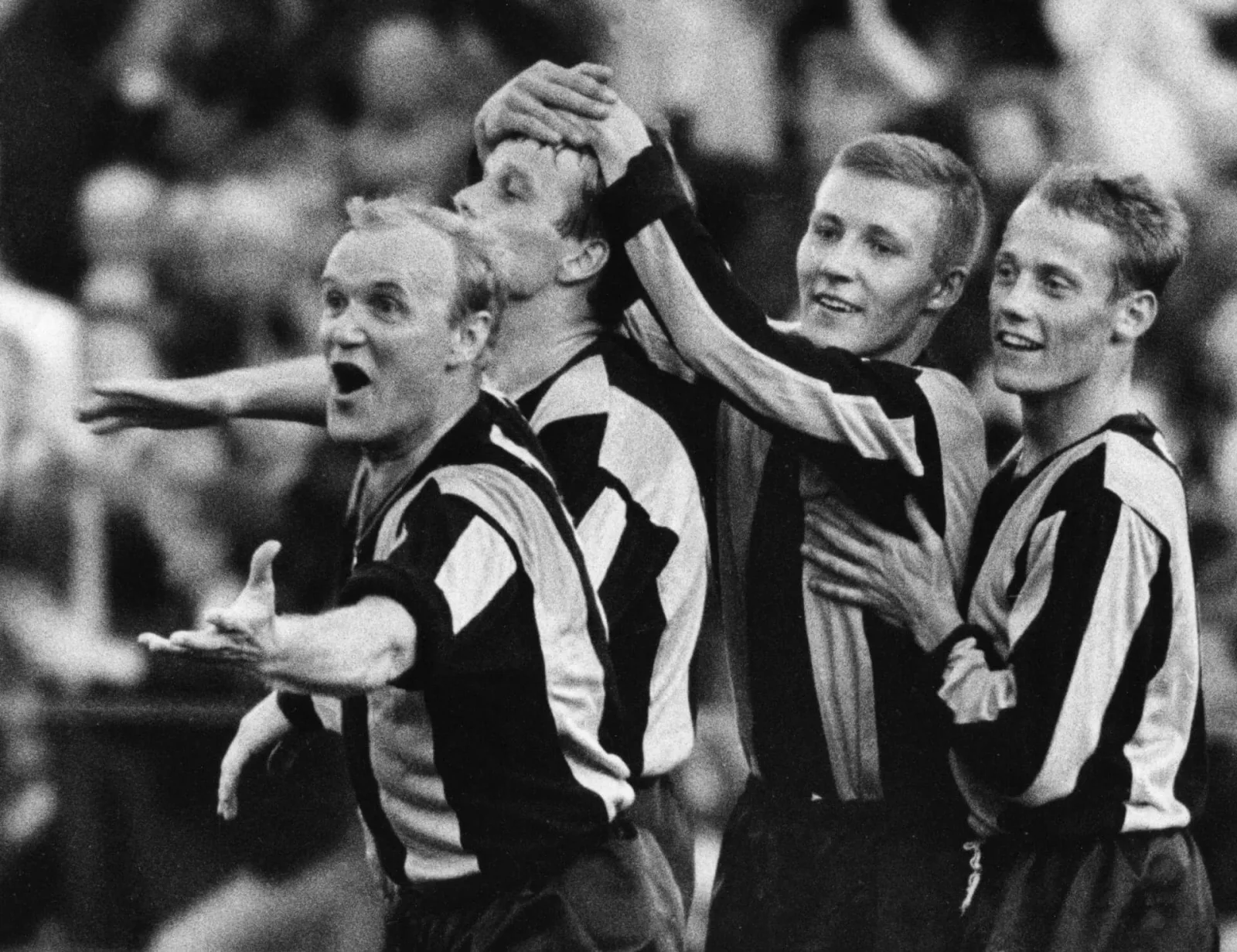 Konstens och fotbollens intåg, 1960 – 1980